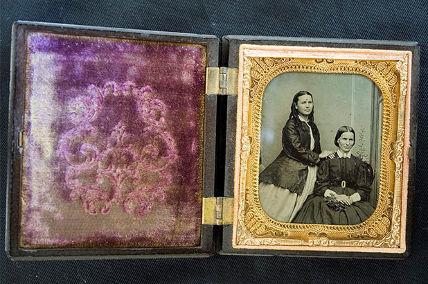 The matriarch of Meroogal, Jessie Catherine Thorburn seated, with her eldest daughter Mary Susan standing to the side.